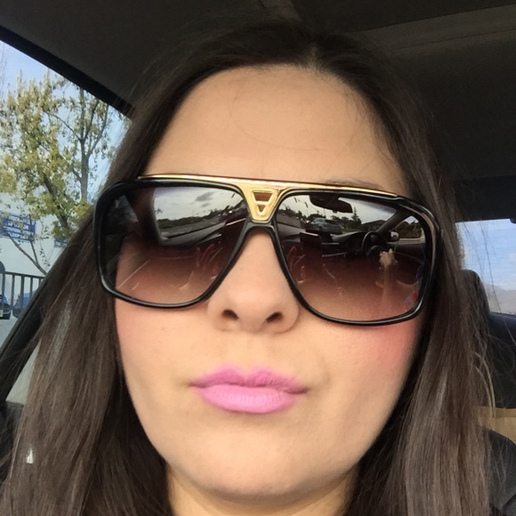 Meet your Posher, Dulce - Picture 1 of 1